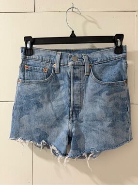 Levi's 501 Jean Shorts in Distressed Camo